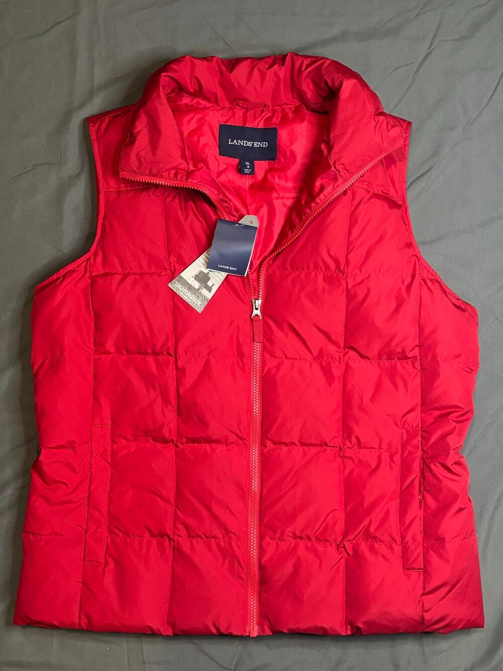 Lands’ End Women’s XL 18 Red Quilted Puffer Vest Full Zip Lightweight NWT